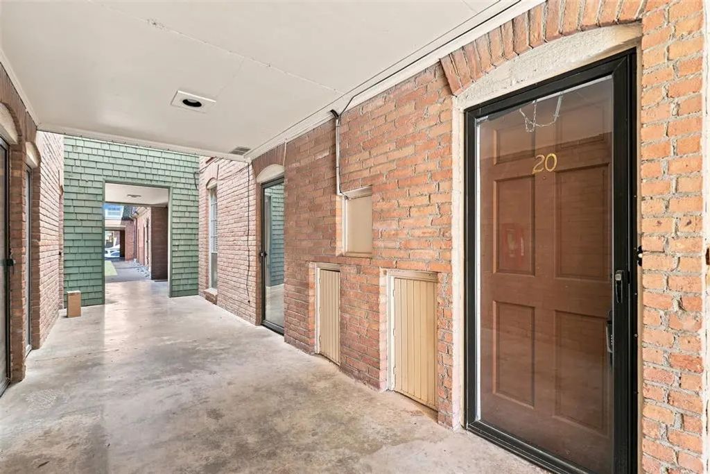 6100 N Brookline Avenue 20, Oklahoma City