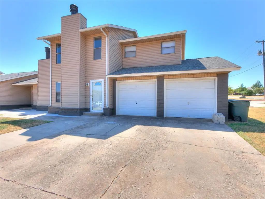 1020 N Chowning Avenue, Edmond