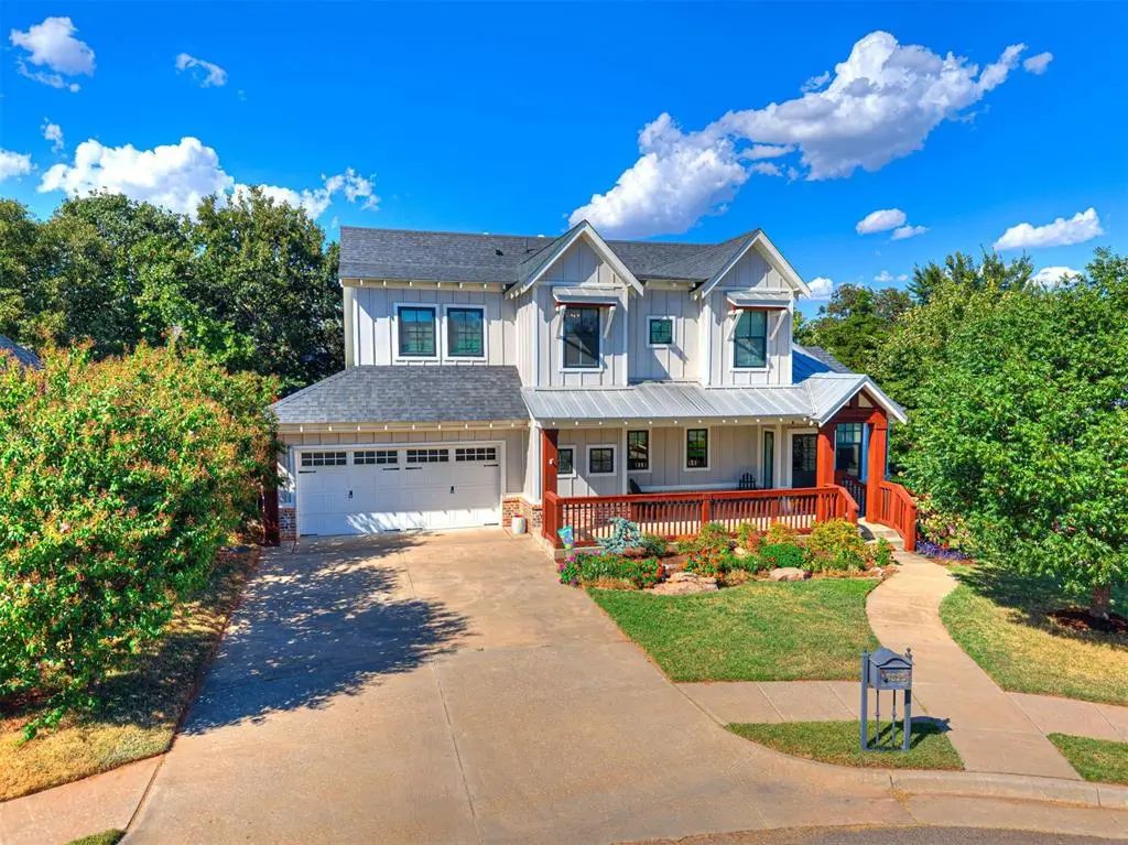3325 Clock Tower Circle, Edmond