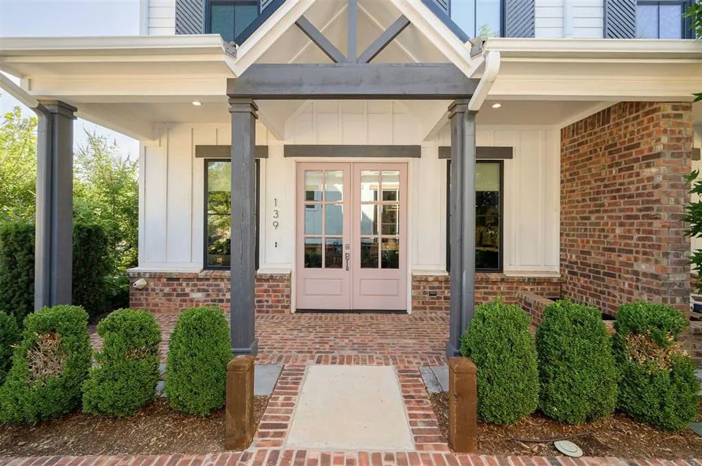 225 W 1st Street 139, Edmond