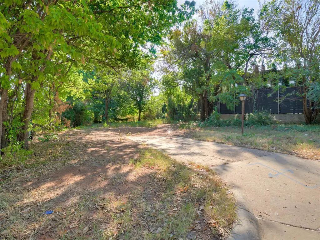 5720 N Military Avenue, Oklahoma City