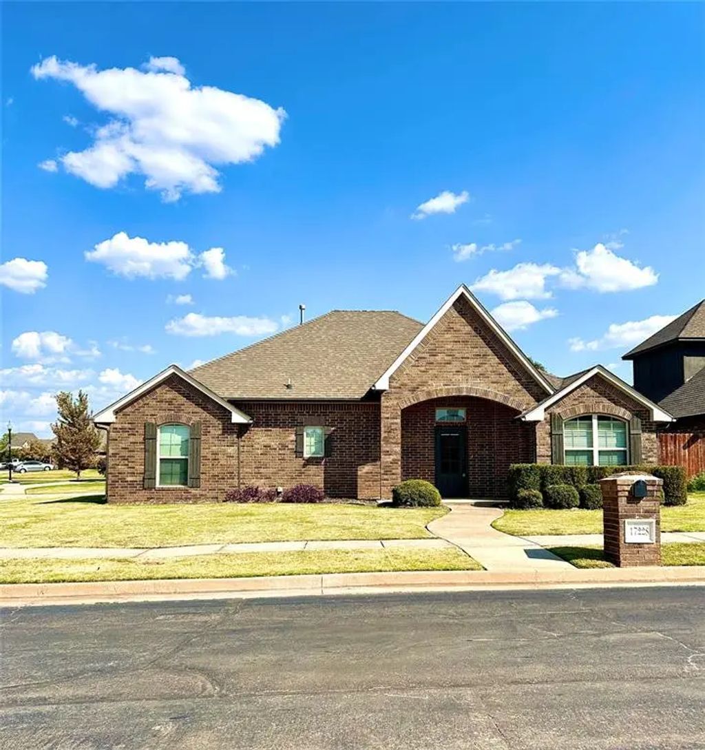 17228 Ridgewood Drive, Edmond
