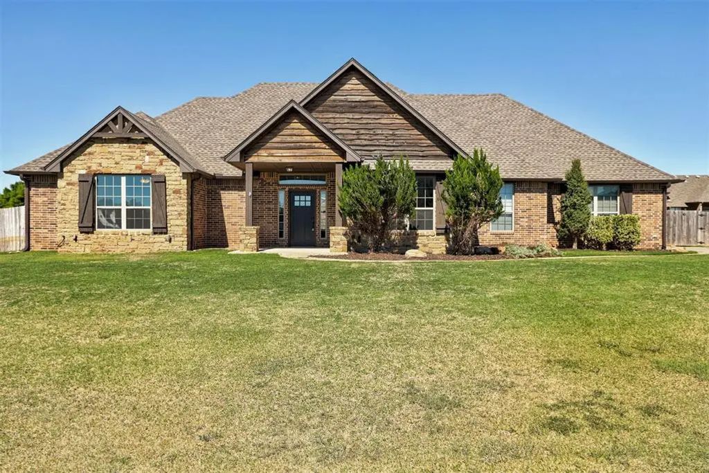 4805 Crestmere Lane, Edmond