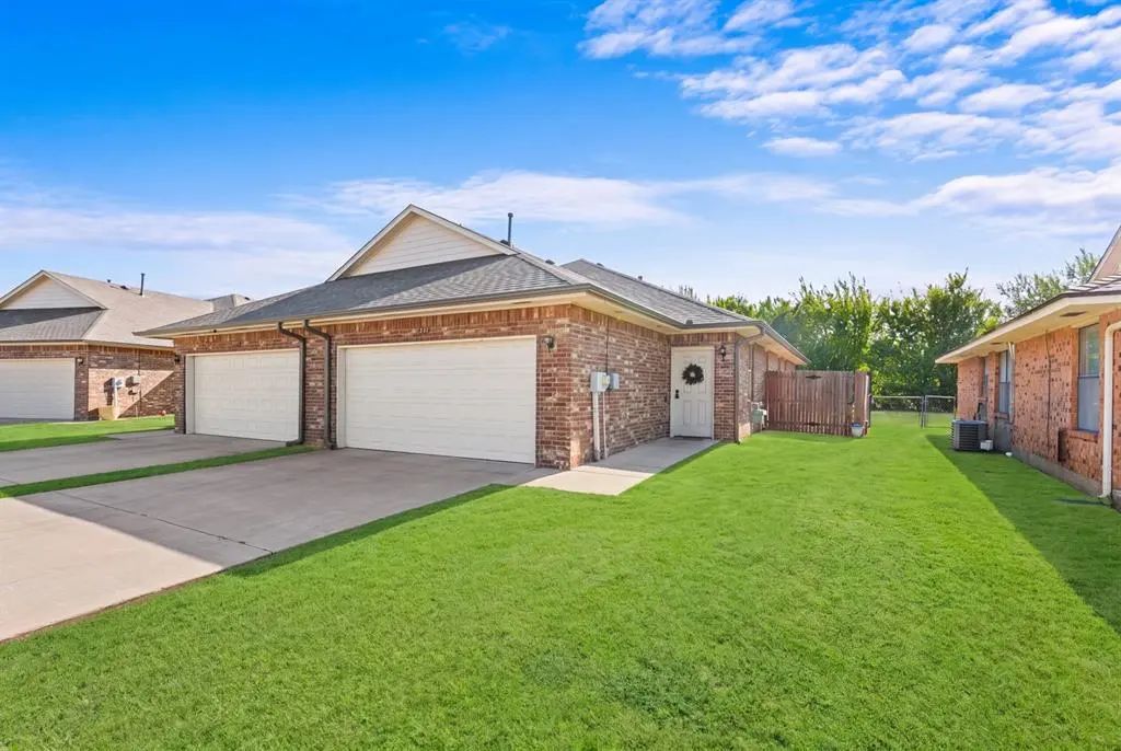 110 Barrett Place 108 & 110, Edmond