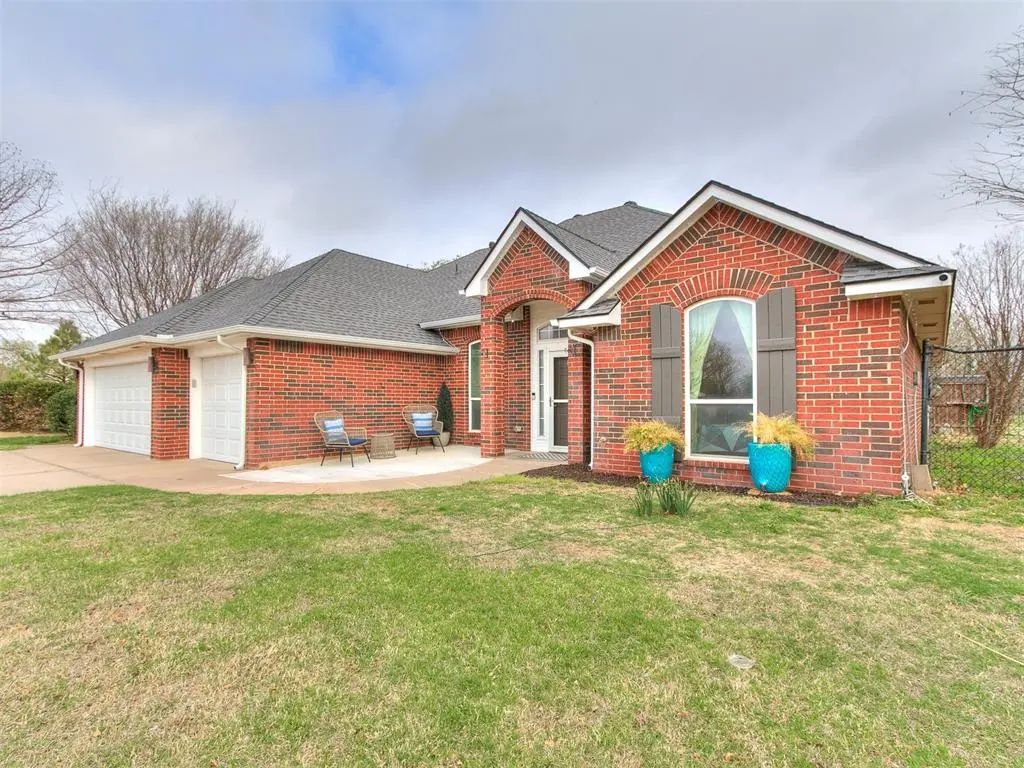 4949 Penn Place Place, Edmond