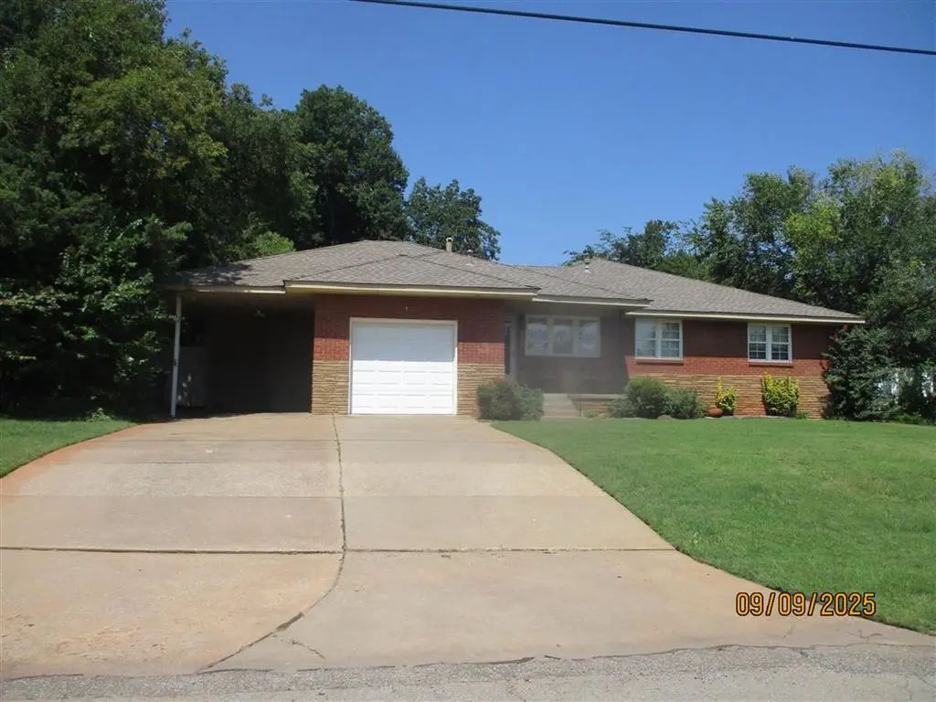 531 E 9th Street, Edmond