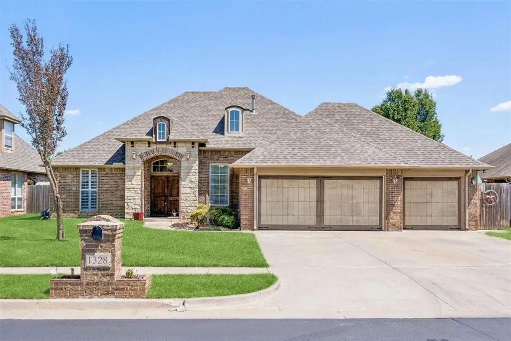 1328 Brayden Drive, Oklahoma City