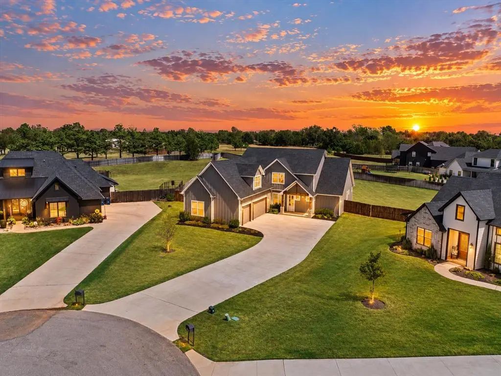 Residential Real Estate for Sale located in the neighborhood of Timberland Creek, in the city of Edmond, OK