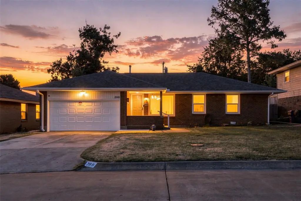 209 W Glenhaven Drive, Oklahoma City