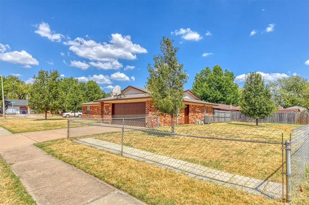 701 Grill Avenue, Norman, OK, 73071 - Colonial Estates 9 - 1248284, Residential