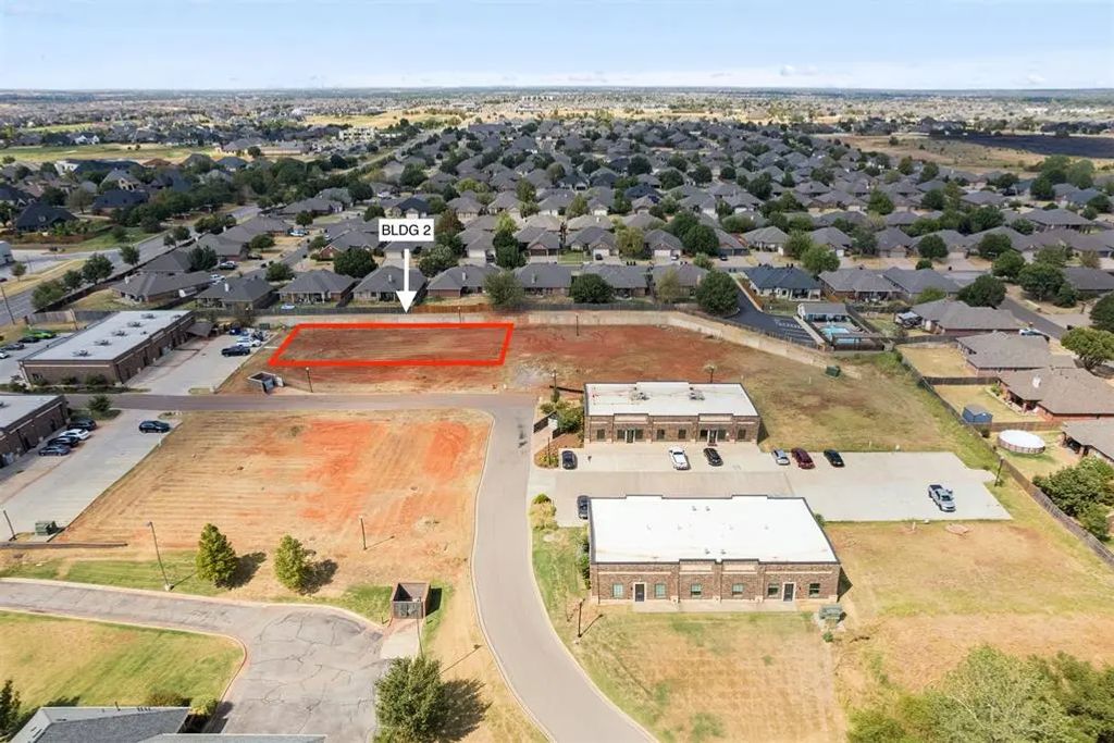 16530 N May Avenue Bldg 2, Edmond
