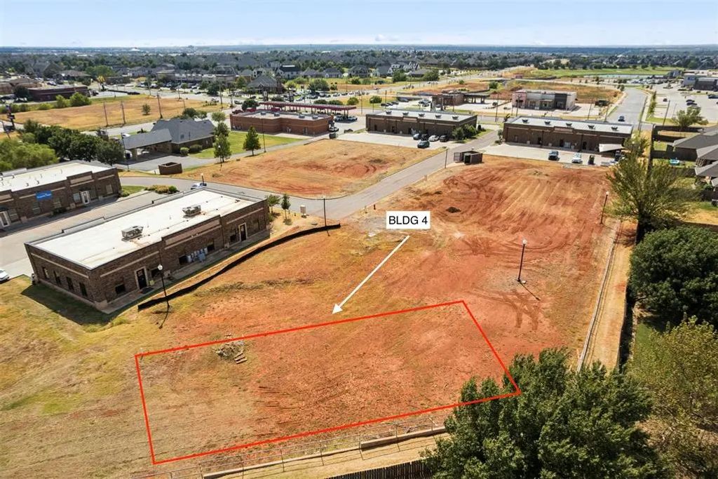 16530 N May Avenue Bldg 4, Edmond