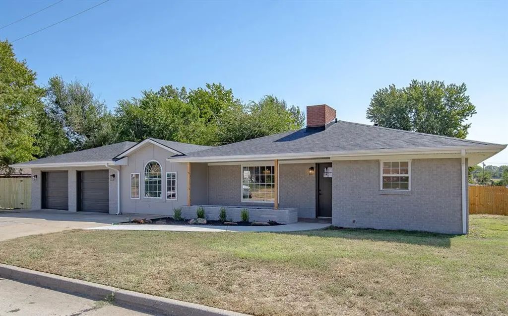 1800 N Oaklawn Avenue, Oklahoma City