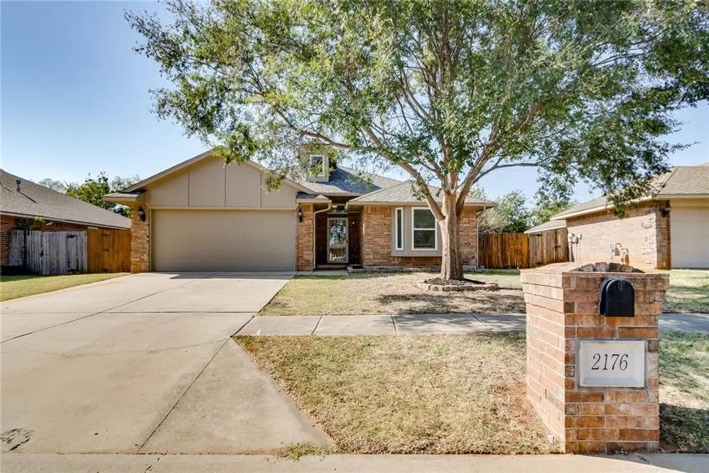 2176 Melody Drive, Edmond