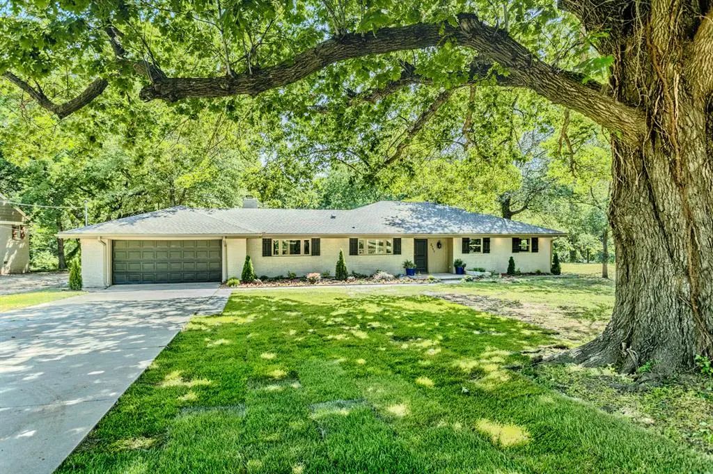 2717 S Berry Road, Norman
