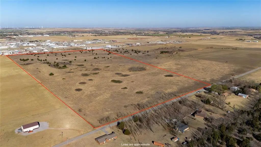1 N 2440 Road, Weatherford