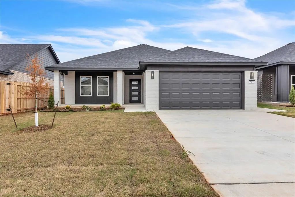 502 Grand Sycamore Drive, Washington, OK, 73093 For Sale