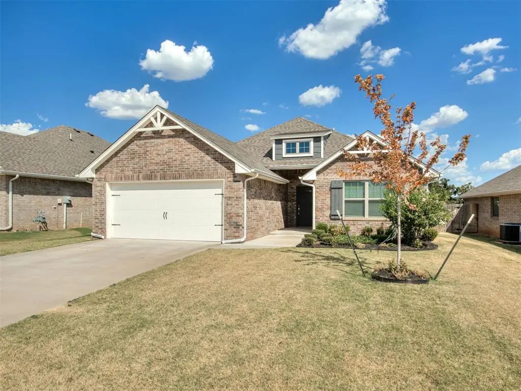 5332 Skylar Rae Road, Edmond