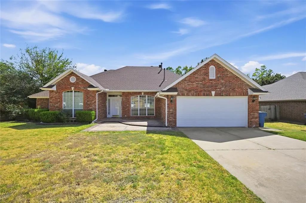 2104 Mark Road, Edmond