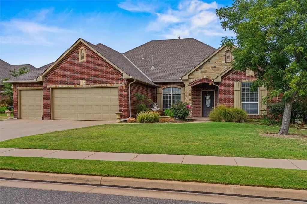 129 Bonaire Drive, Edmond