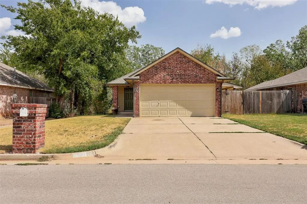 11400 Glade Avenue, Oklahoma City