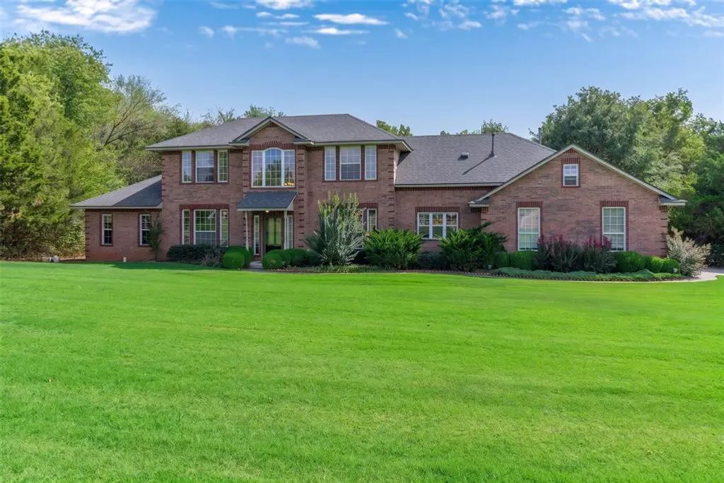 940 Lake Vista Road, Edmond