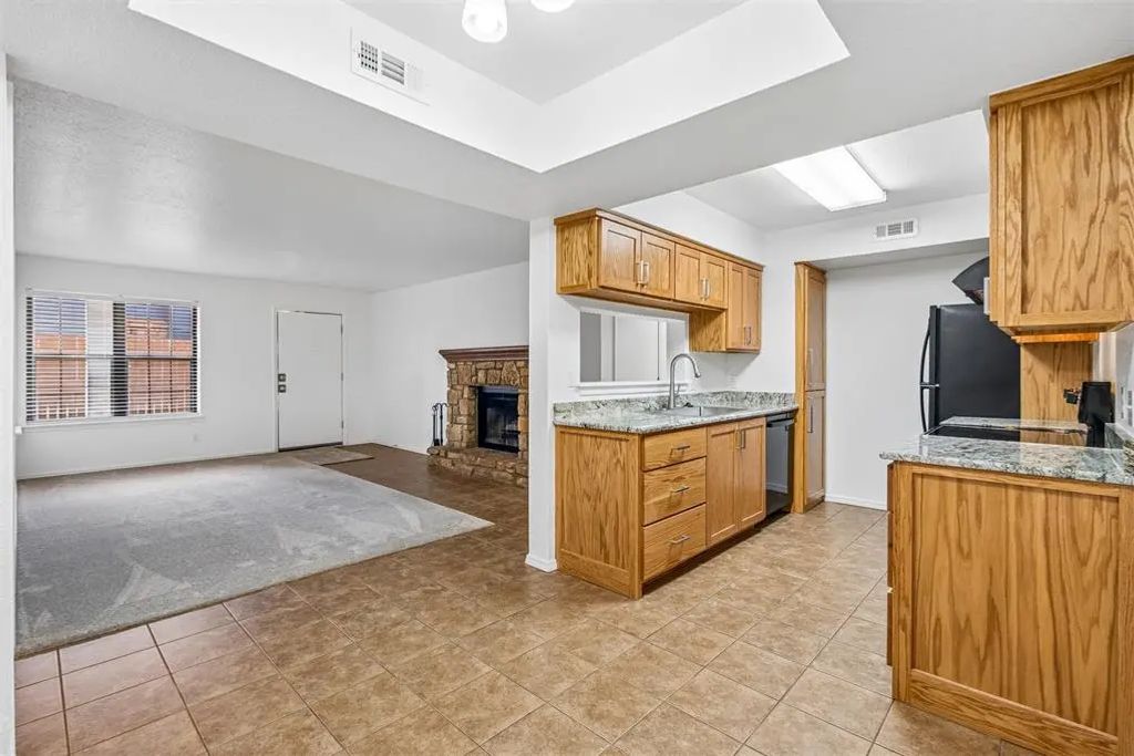 14409 N Pennsylvania Avenue 11f, Oklahoma City