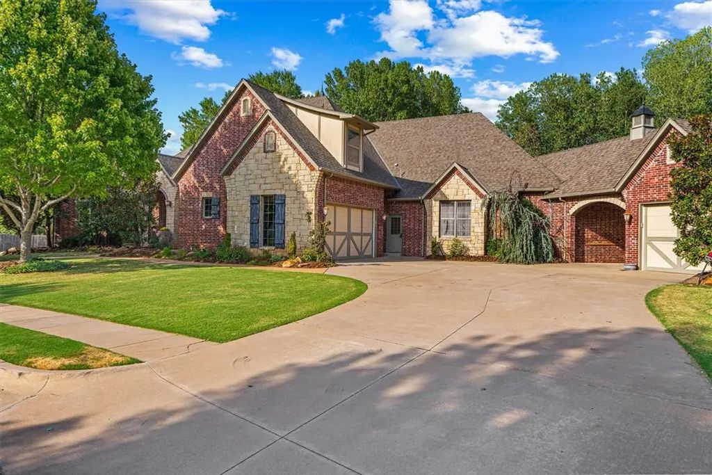 3904 Creek Bend Road, Edmond