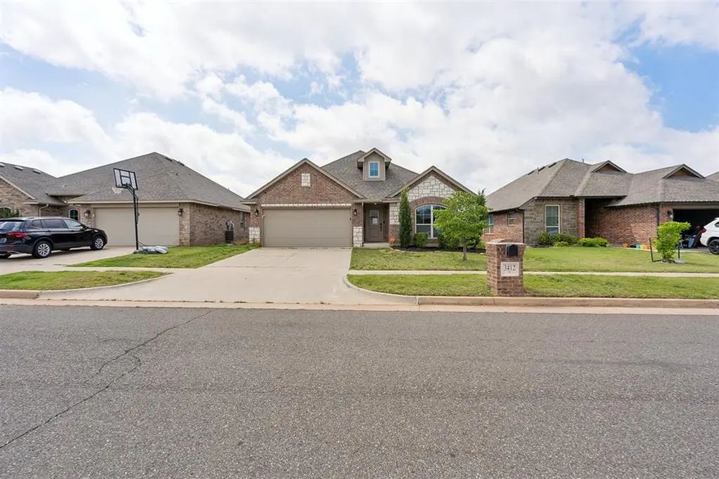 3412 Nw 161st Street, Edmond