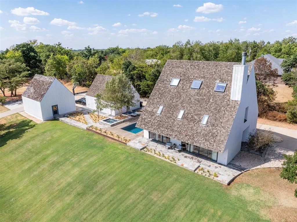 12401 N Bryant Avenue, Edmond