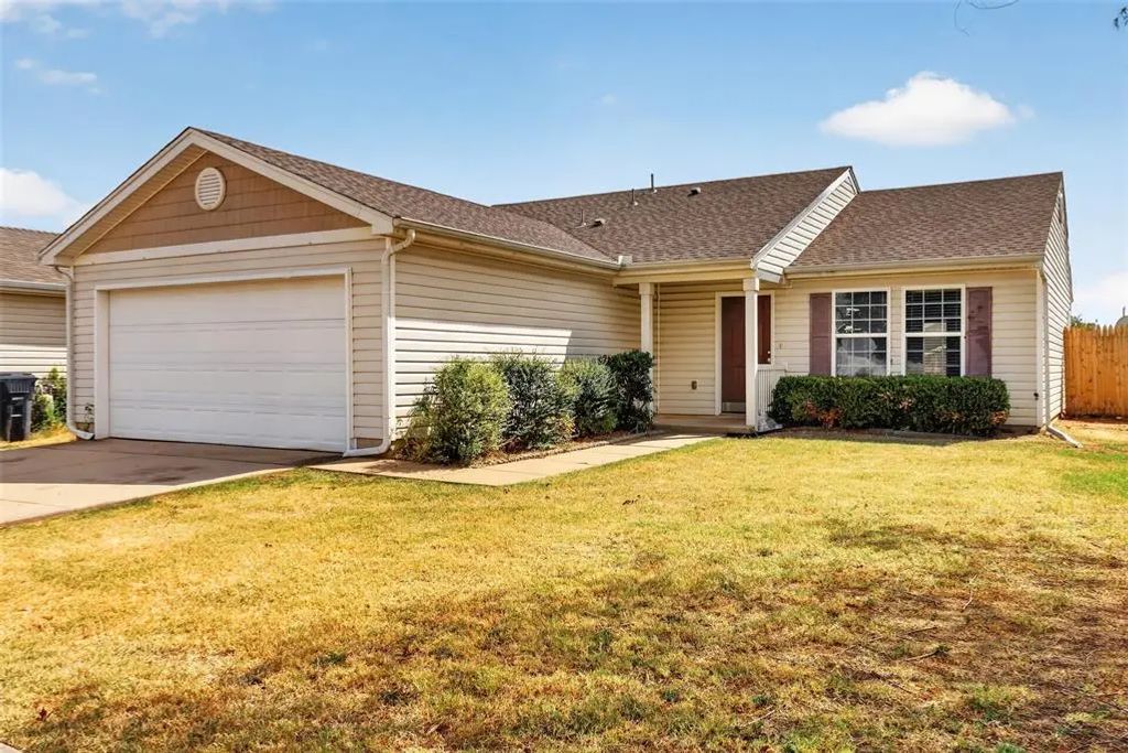 1804 Nw 145th Street, Edmond