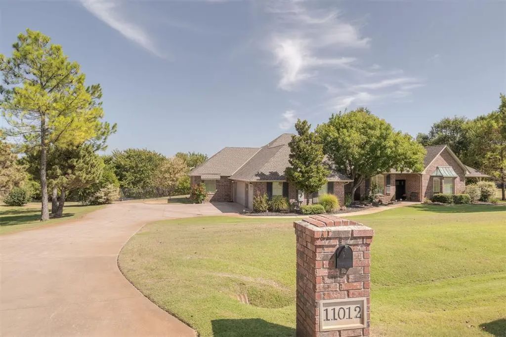 11012 Autumn Road, Edmond