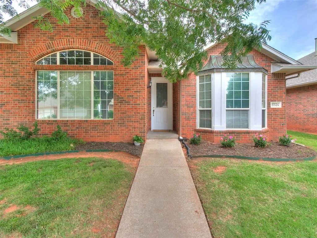 15524 Swallowtail Road, Edmond