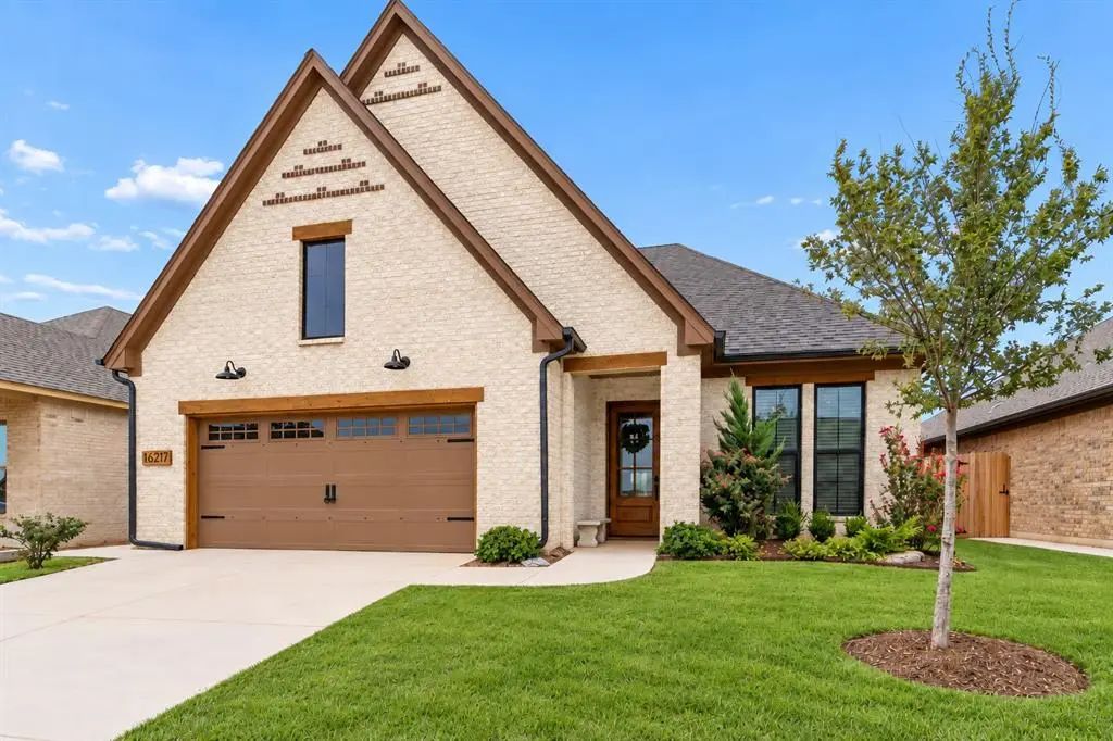 16217 Blackberry Farm Road, Edmond