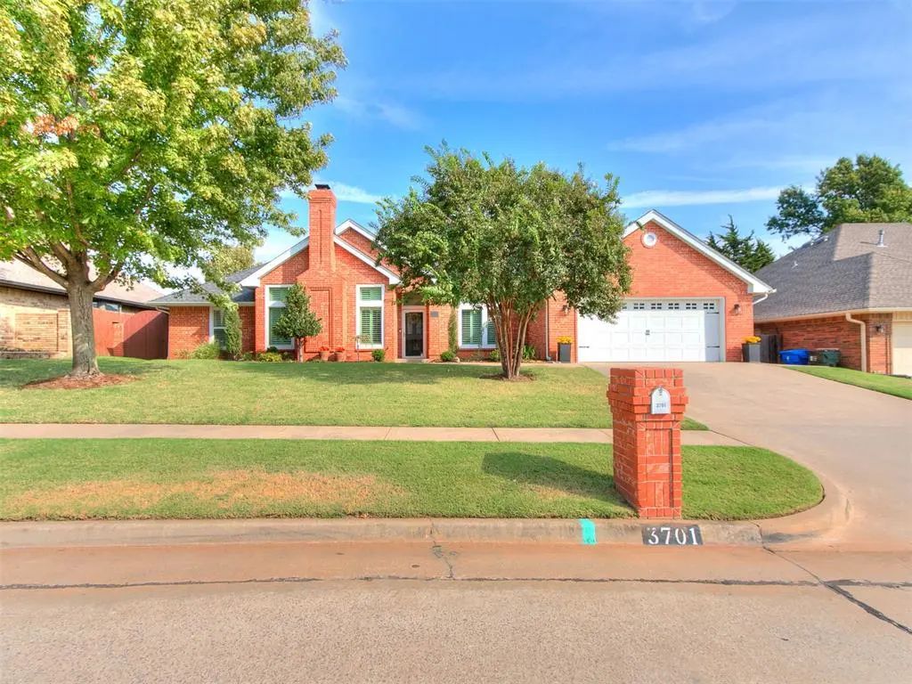 Residential Real Estate for Sale located in the neighborhood of Brookhaven 19, in the city of Norman, OK