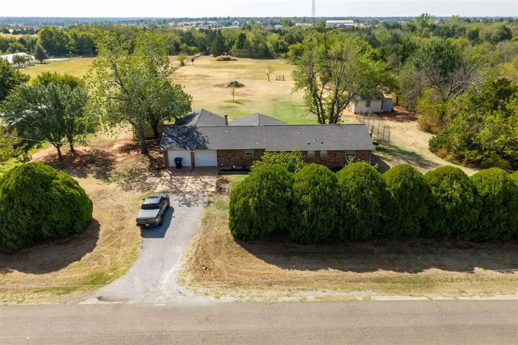 4150 W Evergreen Drive, Edmond