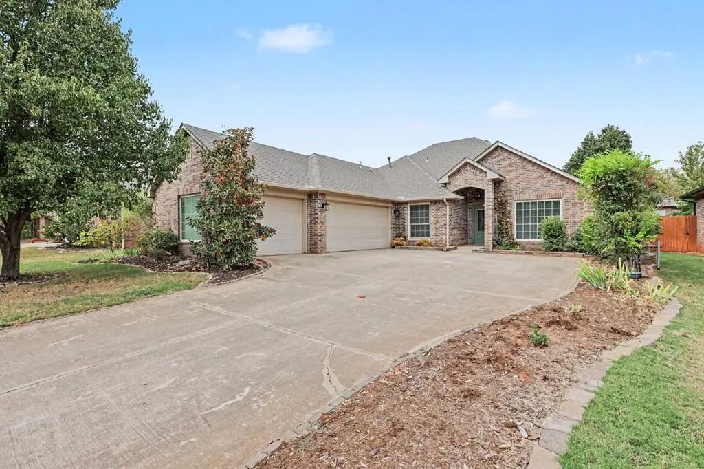 1717 Kamber Street, Edmond