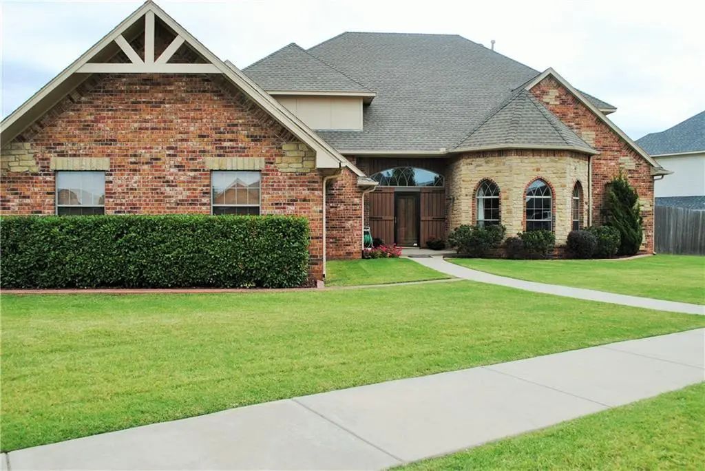 17012 Fenwick Boulevard, Edmond