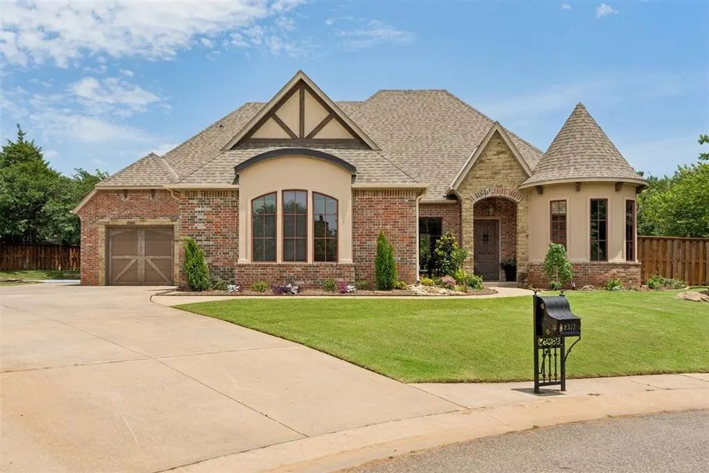 2317 Open Trail Drive, Edmond