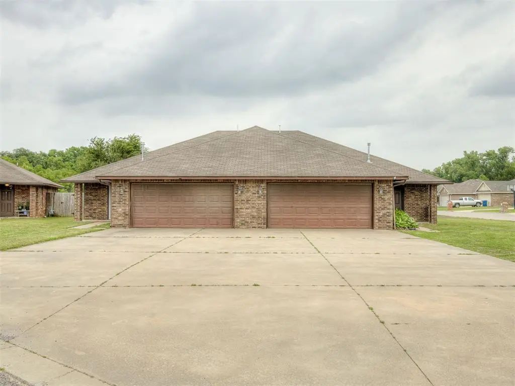 Homes for Sale located at 707 Ne 21st Terrace 709, in the city of Newcastle, OK 73065