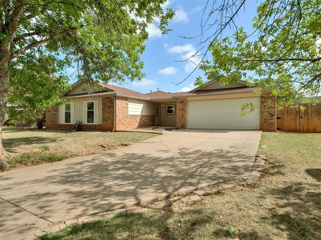 1813 Twin Tree Drive, in the city of Norman Real Estate in OK by Chisholm Trail 1,