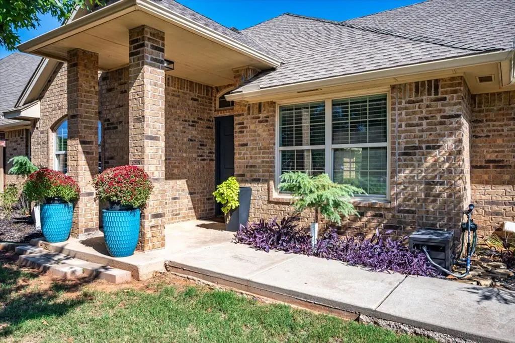 15720 Wild Creek Drive, Edmond
