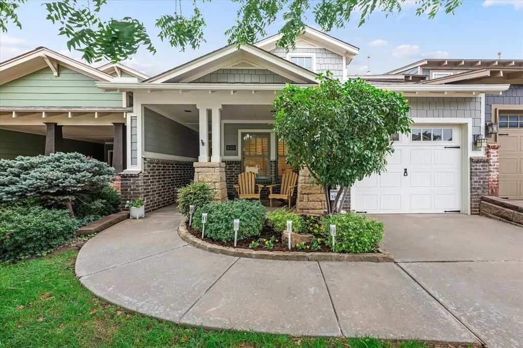525 Outer Banks Way, Edmond