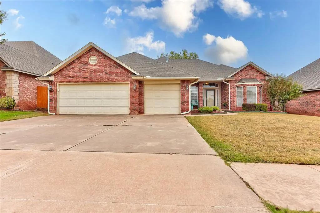 3313 Valley, in the city of Norman Real Estate in OK by Summit Valley,