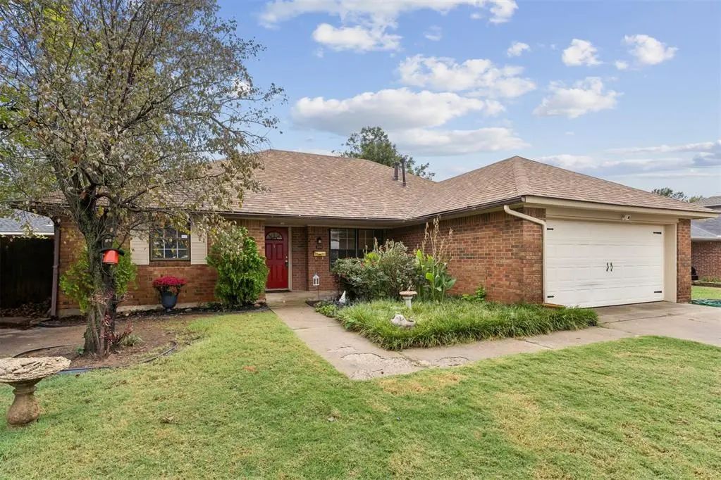324 W Blueridge Drive, Midwest City, OK, 73110 For Sale