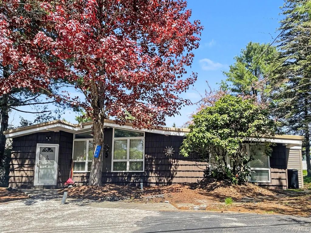198 Lake Shore Drive E, Rock Hill