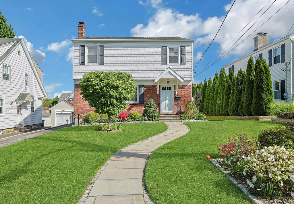 106 Alexander Avenue, White Plains