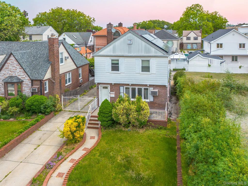 75-75 180th Street, Fresh Meadows