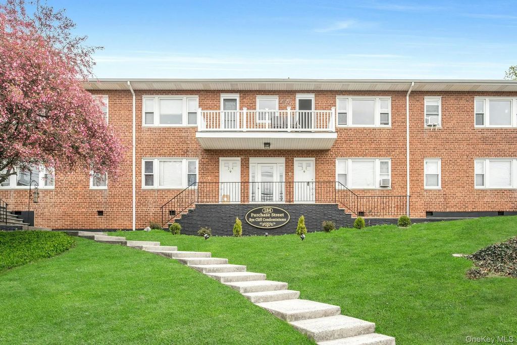 184 Purchase Street # 1-2, Rye