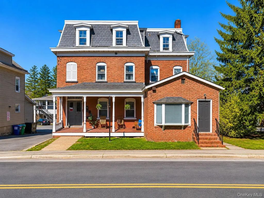 39 N Chestnut Street, New Paltz